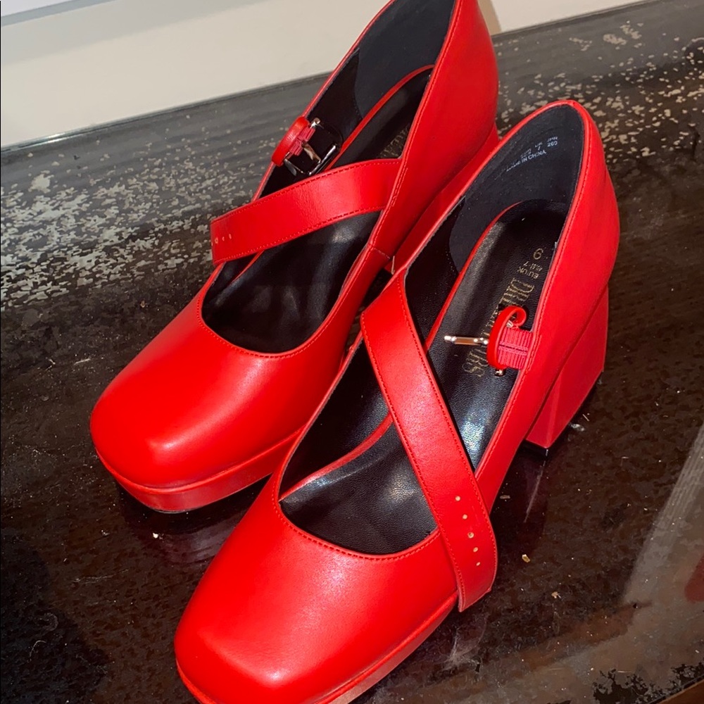 Elegant Red Cross-Strap Heels
